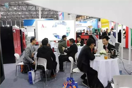 優酷土豆新浪齊關注——艾高亮相PTC展被“圍觀”